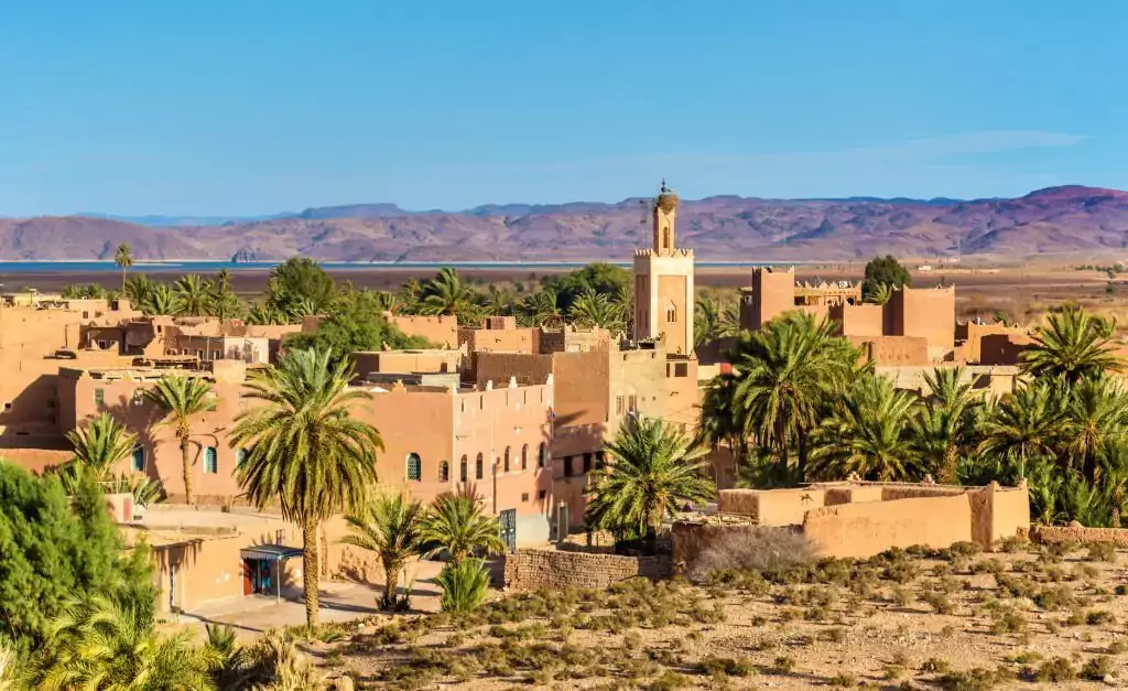 buildings-in-ouarzazate-a-city-ait-ben-haddou-day-trip-from-marrakech-by-nomad-excursion